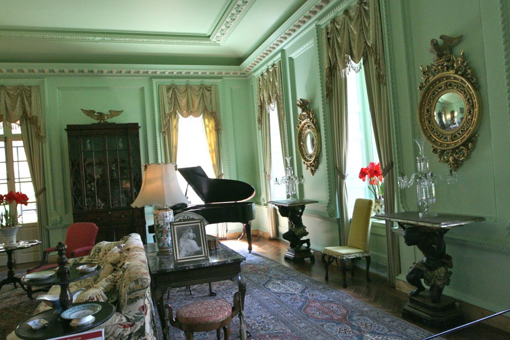Swan House - perfect mint green interior room