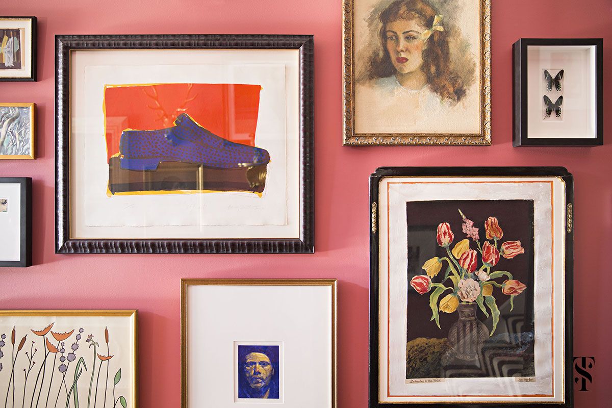 Lincoln Park Vintage, Pink Foyer With Gallery Wall, Interior Design by Summer Thornton Design